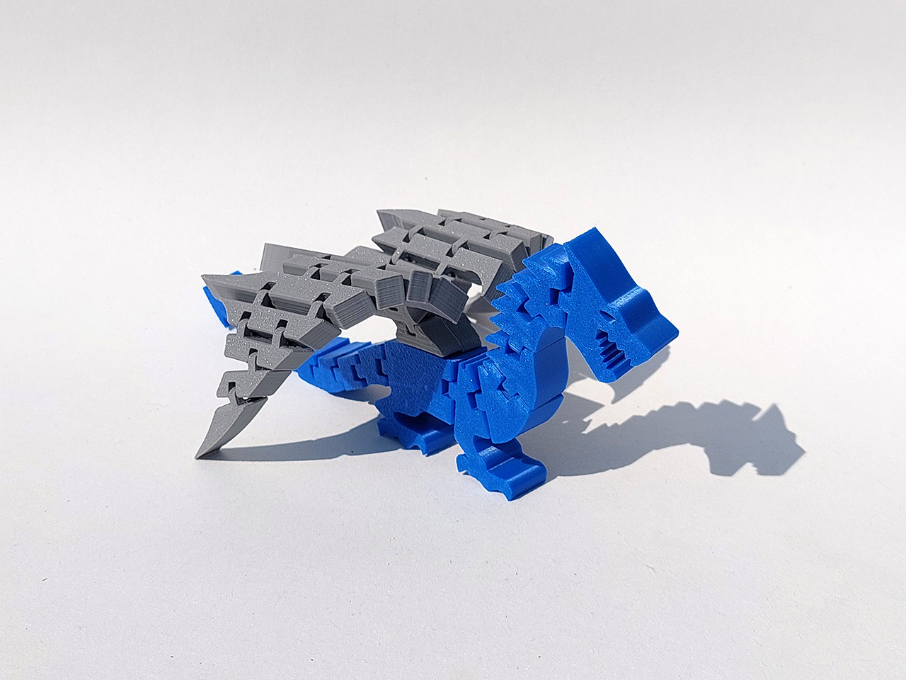 Lankstus drakonas su sparnais 14001-1