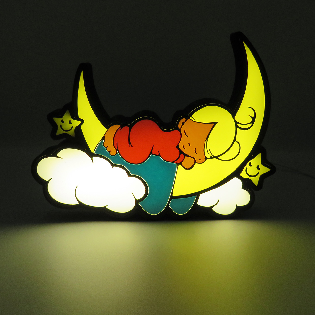 03 Mergaite ir menulis LED 3D