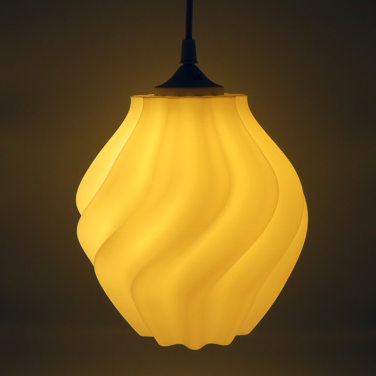 03 pakabinamas sviestuvas Tyro